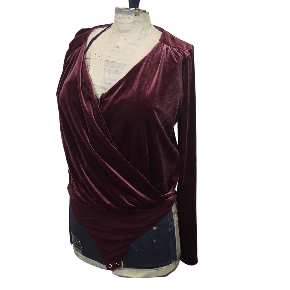 Express Womens Sm Bodysuit Burgundy Velvet‎ Faux Wrap Long Sleeve Plunge V Neck